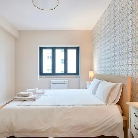 Apartamento Acolhedor Com 2 Quartos * Lisbon